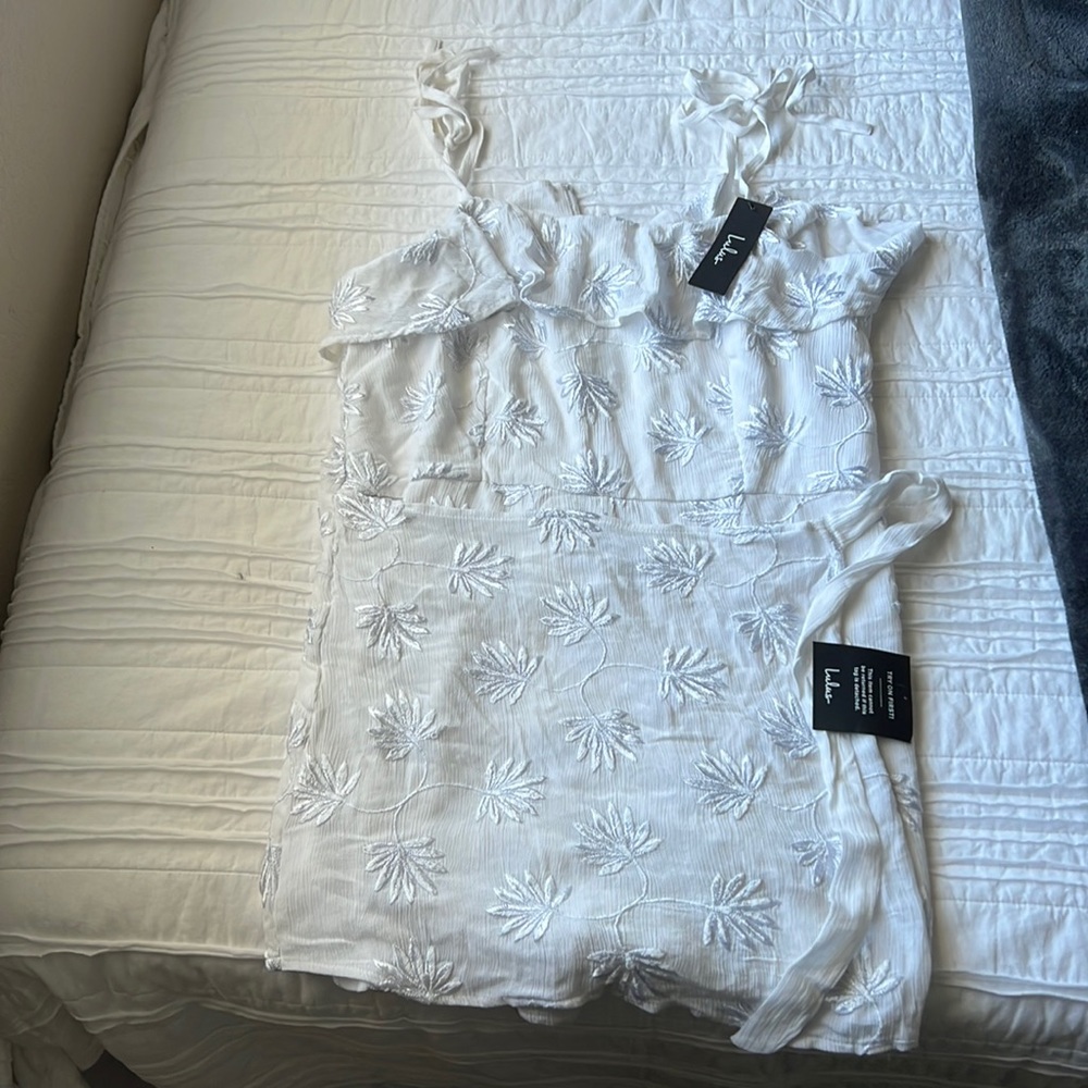 NWT - Daily Darling White Embroidered Tie-Strap Skort Romper - XL